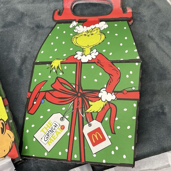 Mcdonald’s Grinch Meal 2 Unopened Socks Boxes Grinch Salt Shaker Bags 2025 - Picture 6 of 6